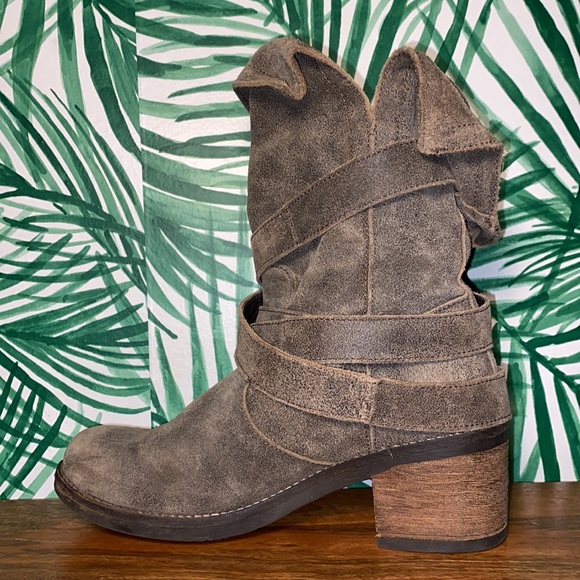 Felmini Distressed Brown Suede Leather Tanker Strap Ankle Boots Women’s 39/8.5-9 - Picture 6 of 10